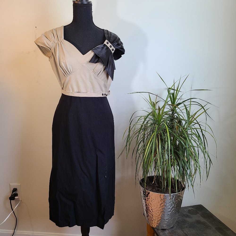 Stop Staring Pin-Up Style Cocktail Dress - Black & Tan